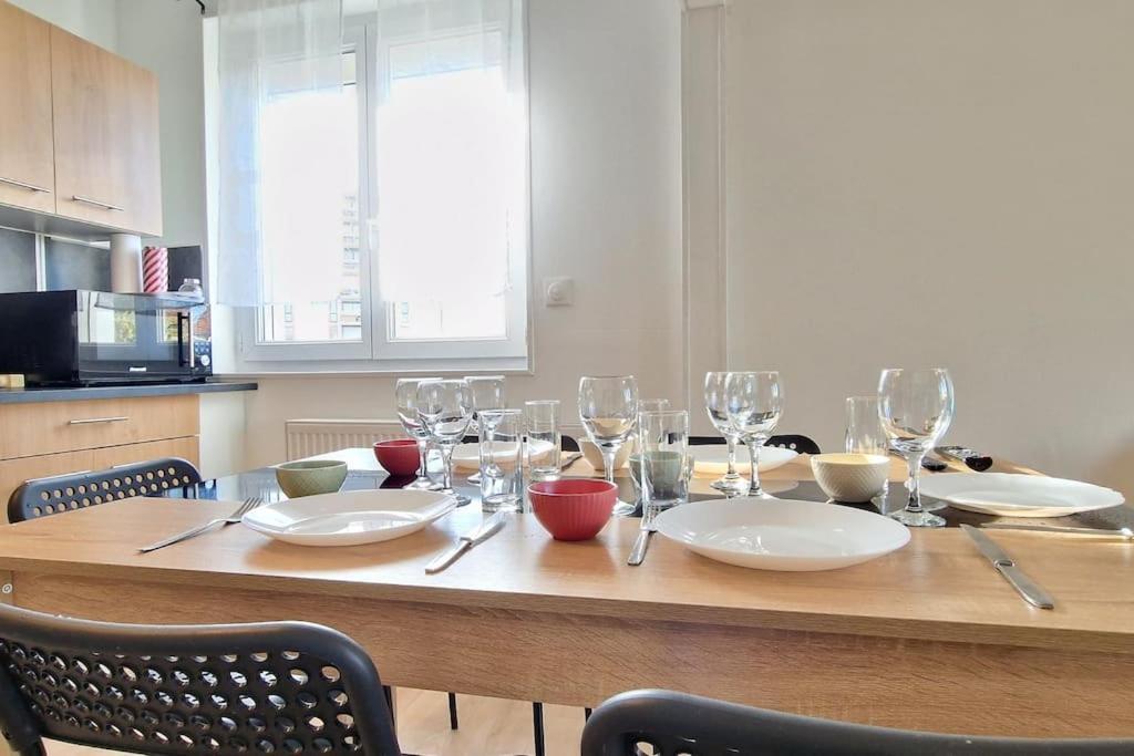 Maison A Aurillac - 3 Chambres - Arrivee Autonome ภายนอก รูปภาพ